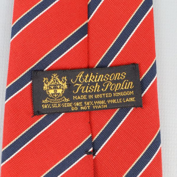 Närbild på märkesetikett