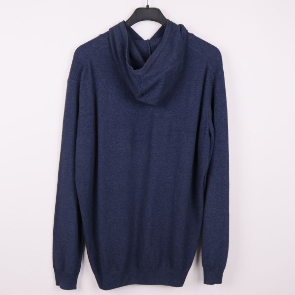 Mörkblå hoodie med luva visad bakifrån