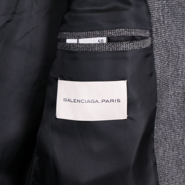Balenciaga Paris etikett på insidan av rocken