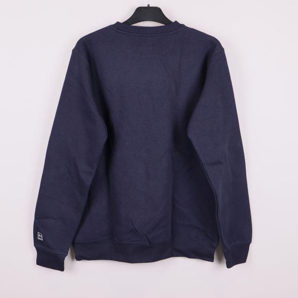 Baksidan av mörkblå sweatshirt utan tryck