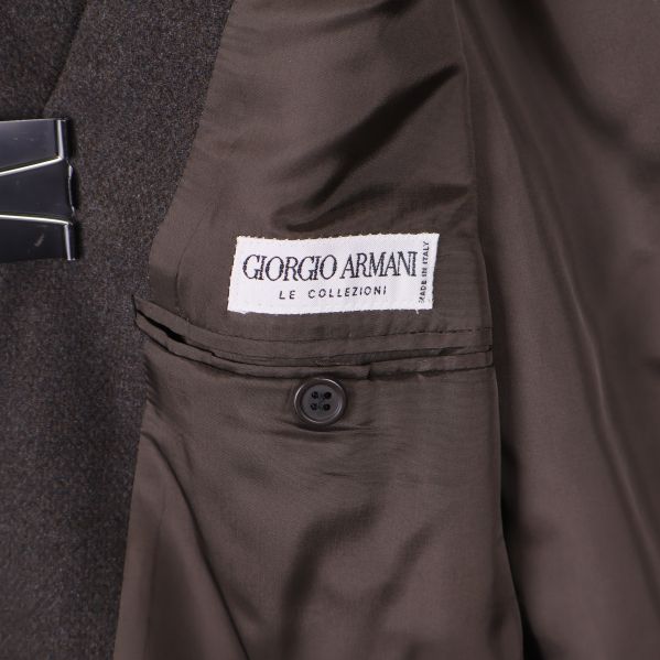 Innerficka med Giorgio Armani Le Collezioni-etikett