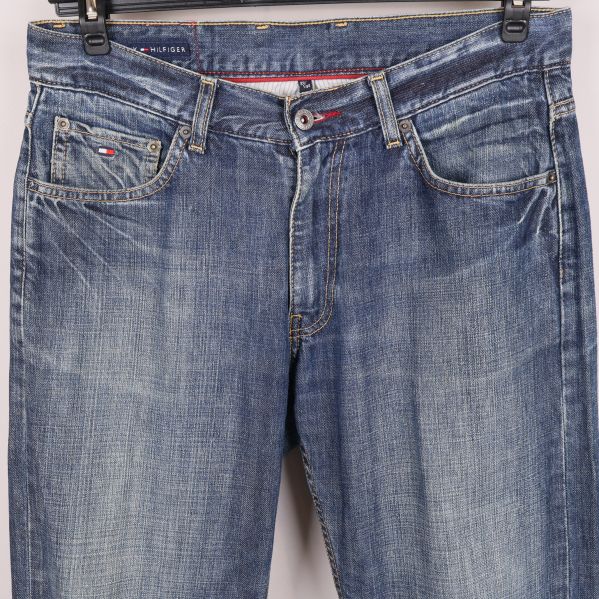 Jeans framficka med logotypdetalj