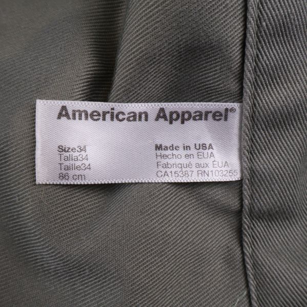 American Apparel storleksetikett inuti byxa