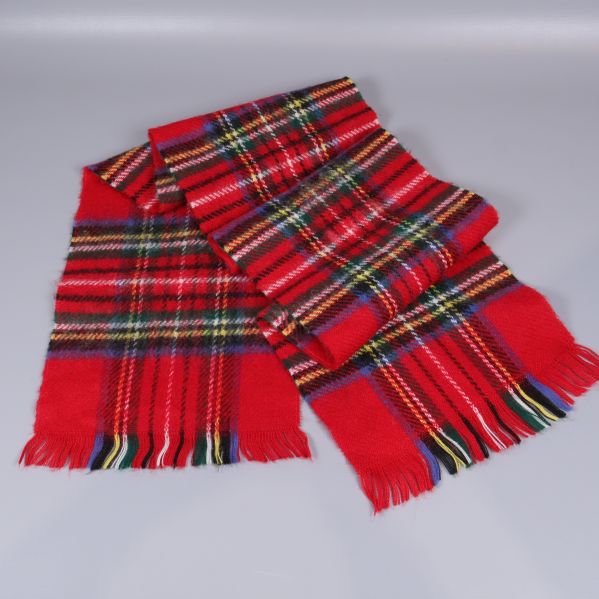 Rutig halsduk i rött och flerfärgat 