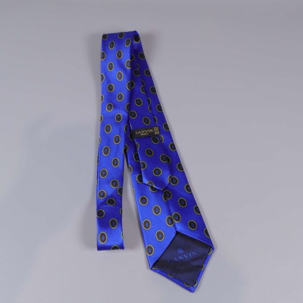 Baksida av slips med Lanvin Paris-etikett