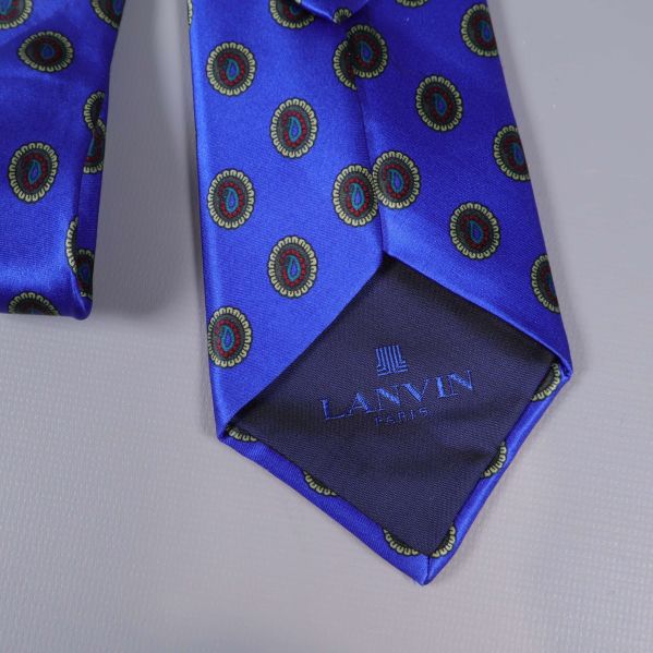 Detalj på inre fodret med Lanvin Paris-logga