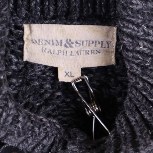 Närbild på varumärkestag Denim & Supply Ralph Lauren