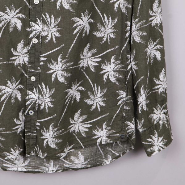 Nedre framdel och knappslå