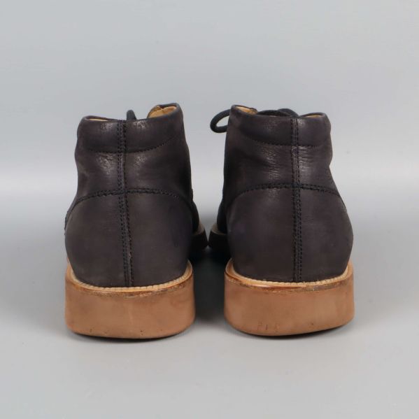 Bakre sömmar och stabil klack