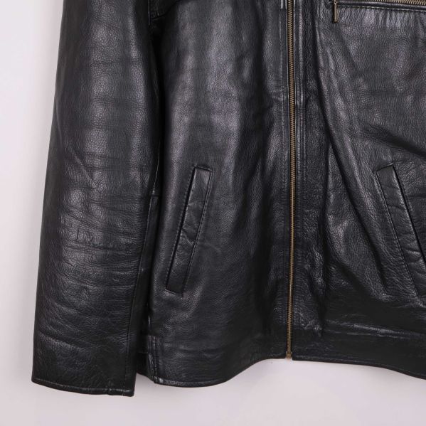 Vänster ficka med stilren finish