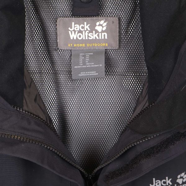 Jack Wolfskin-logga och innerfoder