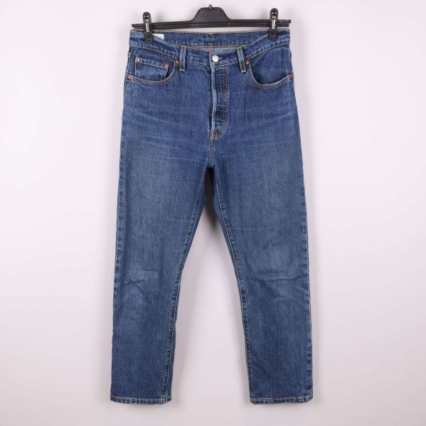 Klassiska raka jeans framifrån