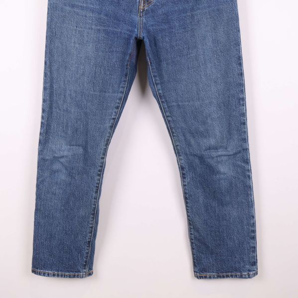 Raka ben och enkel fåll