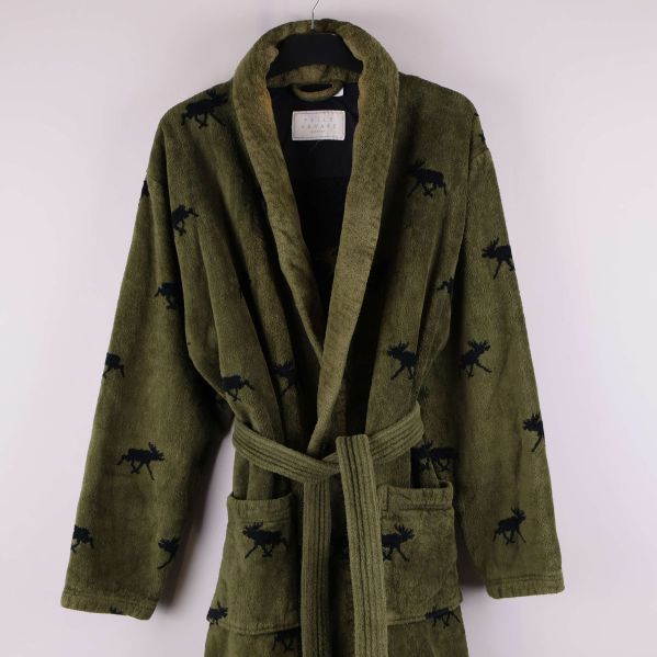 Övre del av morgonrock med bred krage och mönster