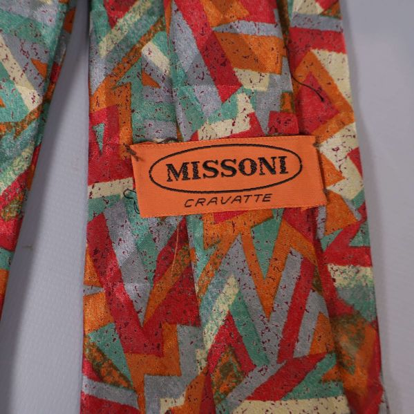 Missoni Cravatte etikett i orange på slipsens baksida