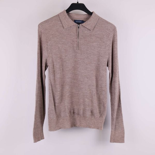 Beige stickad tröja med krage och dragkedja framtill