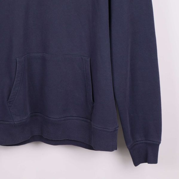 Nedre del av hoodie med ribbad kant och känguruficka