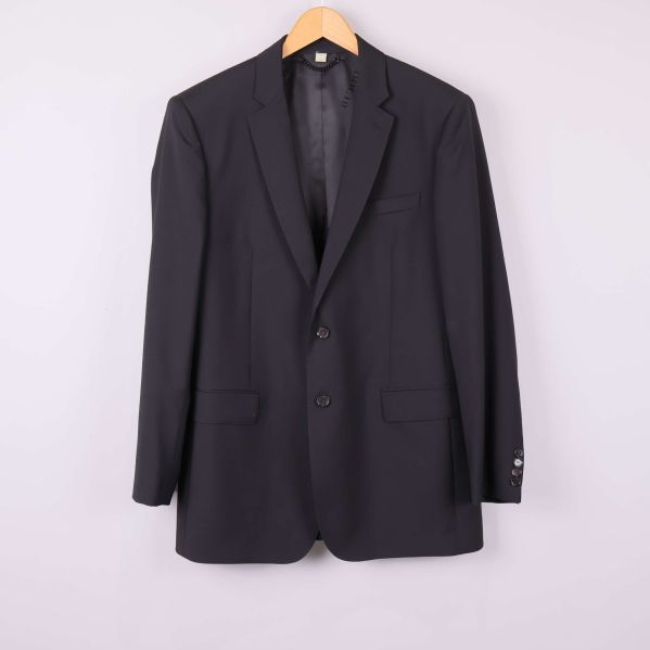 Svart kavaj Burberry framifrån 