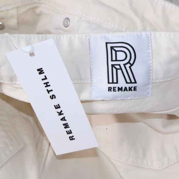 Remake Stockholm etikett på shorts