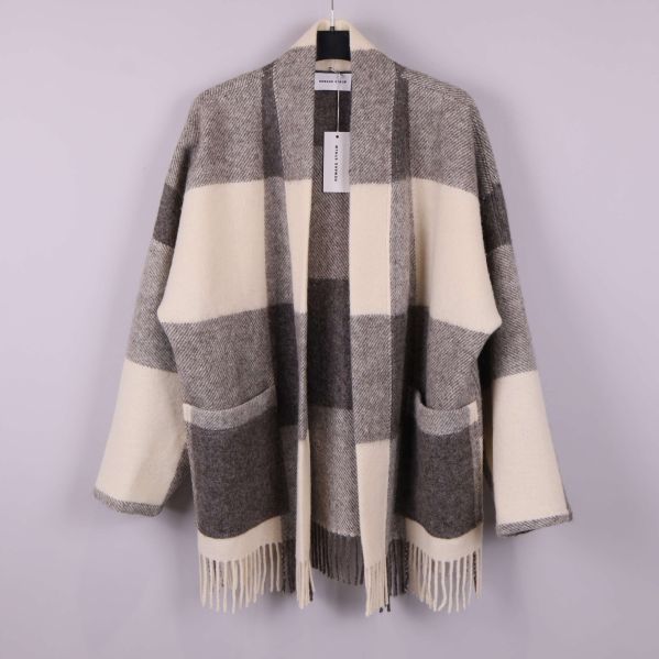 Filtjacka med breda ränder och fransar framifrån