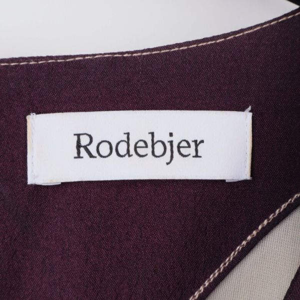Närbild på Rodebjer-märket