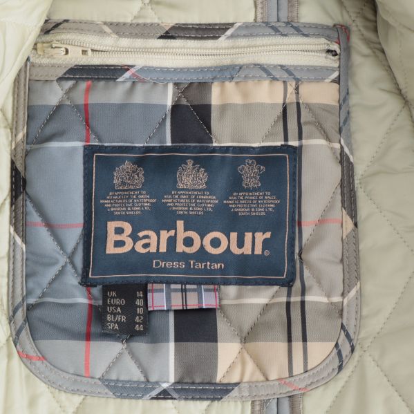 Barbour Dress Tartan etikett inuti jackan
