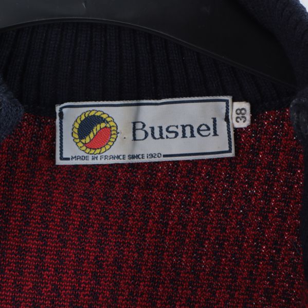Busnel logotyp och storlek 38 på etikett