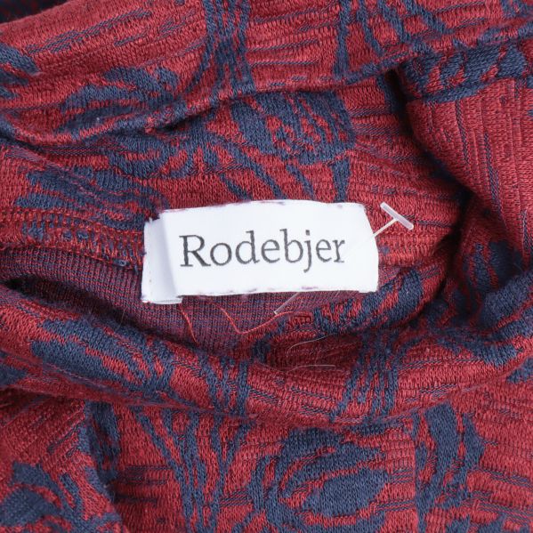 Rodebjer etikett på klänningen