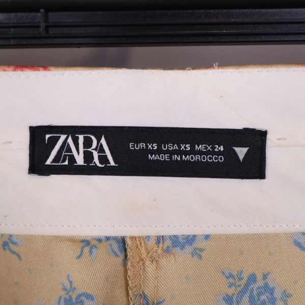 Zara etikett med storlek XS