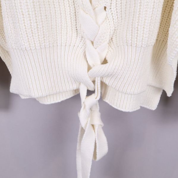 Närbild på snörning nedtill