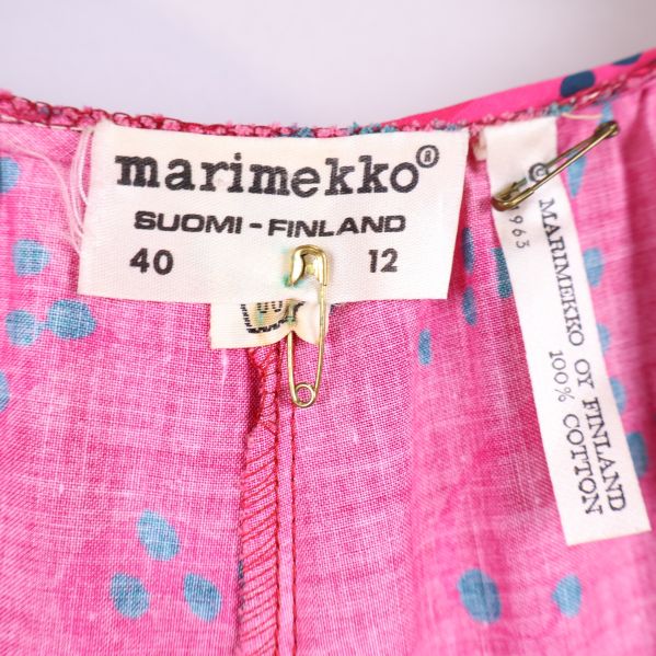 Marimekko etiketten på klänningen med storlek 40