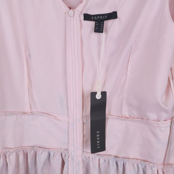 Esprit märkestag på rosa klänning