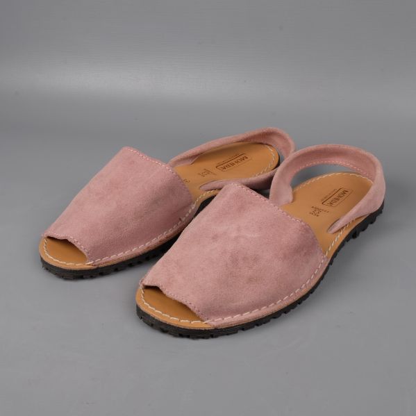 Top view of pink sandals with open toe