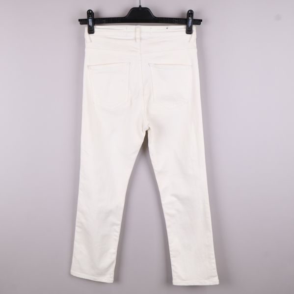 Baksidan av vita jeans