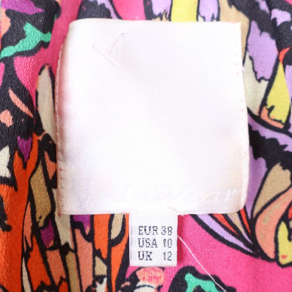 Nära bild på InWear storleksetikett