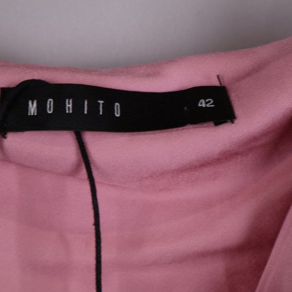 Märke Mohito och storlek 42