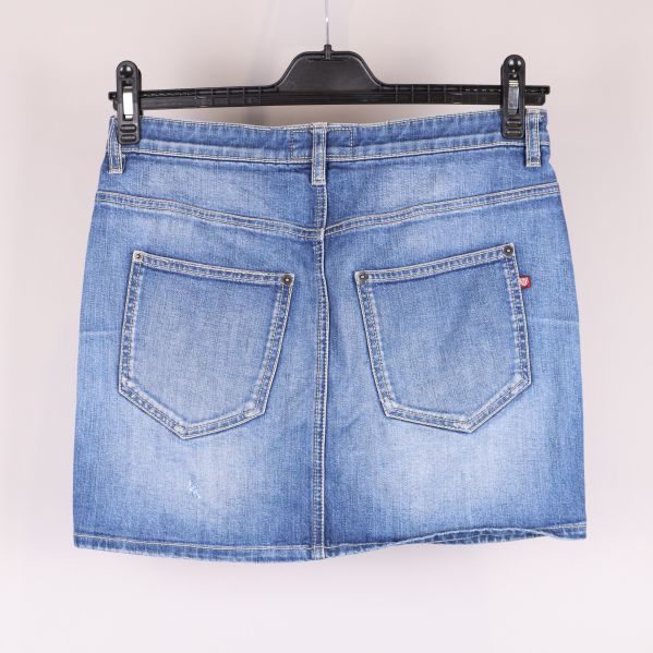 Jeanskjol bak med bakfickor