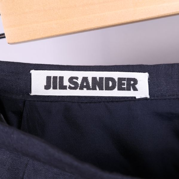 Jil Sander etikett på kjolen