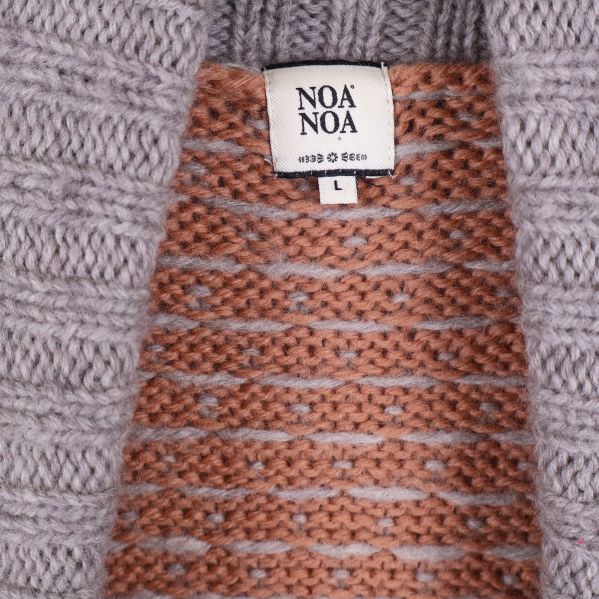 Noa Noa etikett i stickad kofta, storlek L