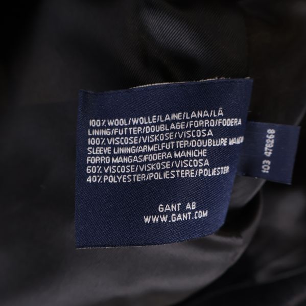 Materialetikett inuti kavajen