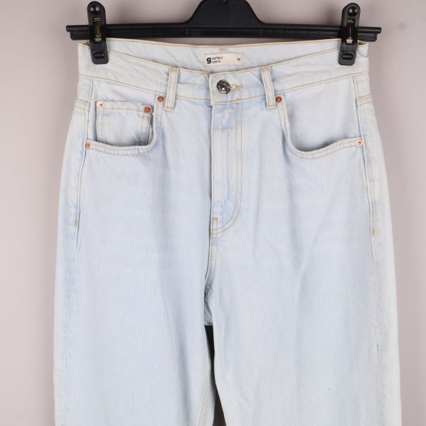 Övre delen av jeans inklusive fickor