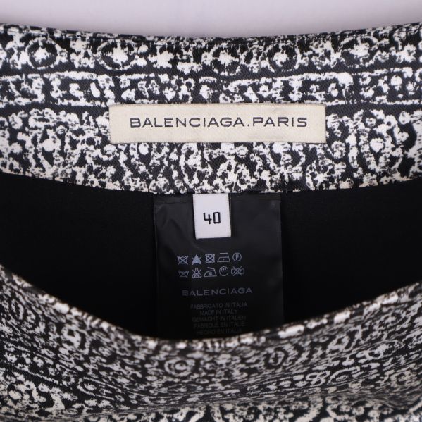Balenciaga Paris etikett 