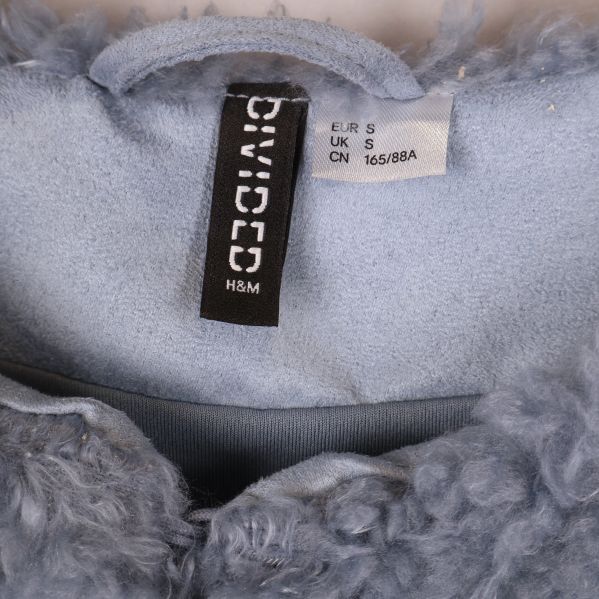 Divided H&M etikett på insidan