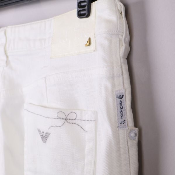 Jeans bakficka med märkestyg