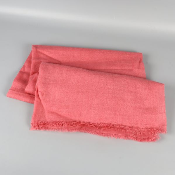 Helt utvikt rosa sjal