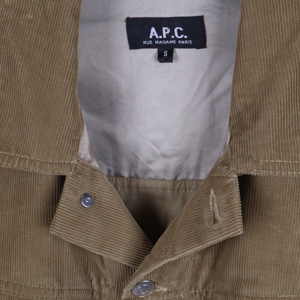 A.P.C. etikett på jackans insida