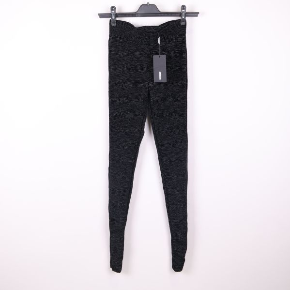 Helsvart tights med struktur 