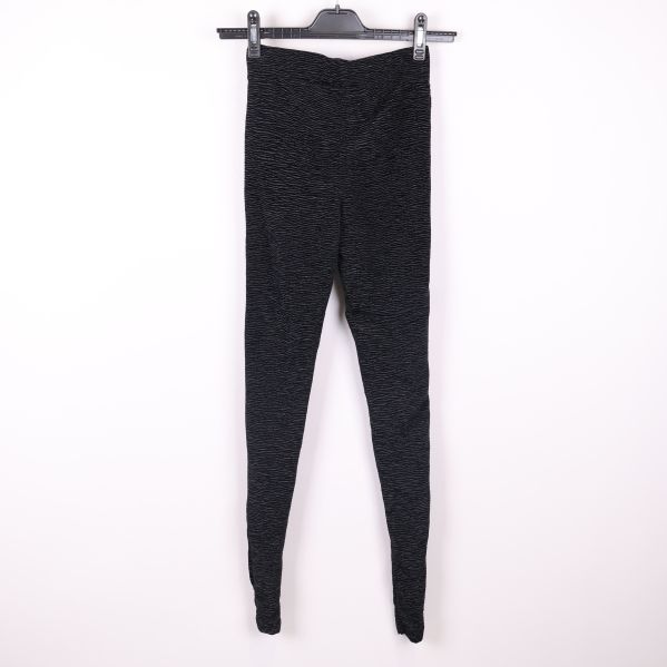 Baksidan av tights med struktur upphängd