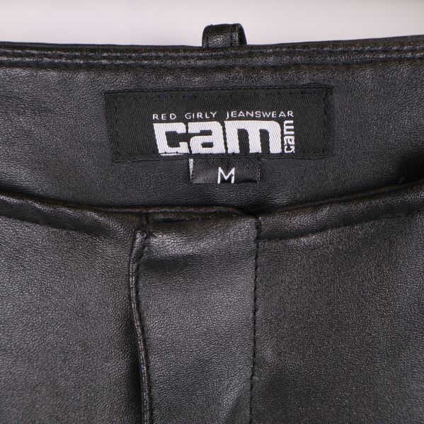 Närbild på etikett cam