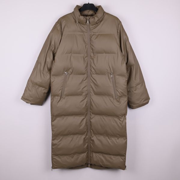 Beige lång pufferjacka